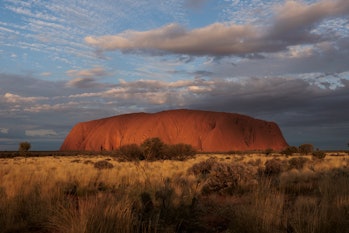 Even at Uluru rock deep in the Australian desert, there's enough humidity to make clean fuel.